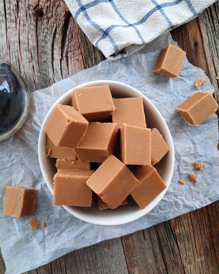 Easy Maple Fudge