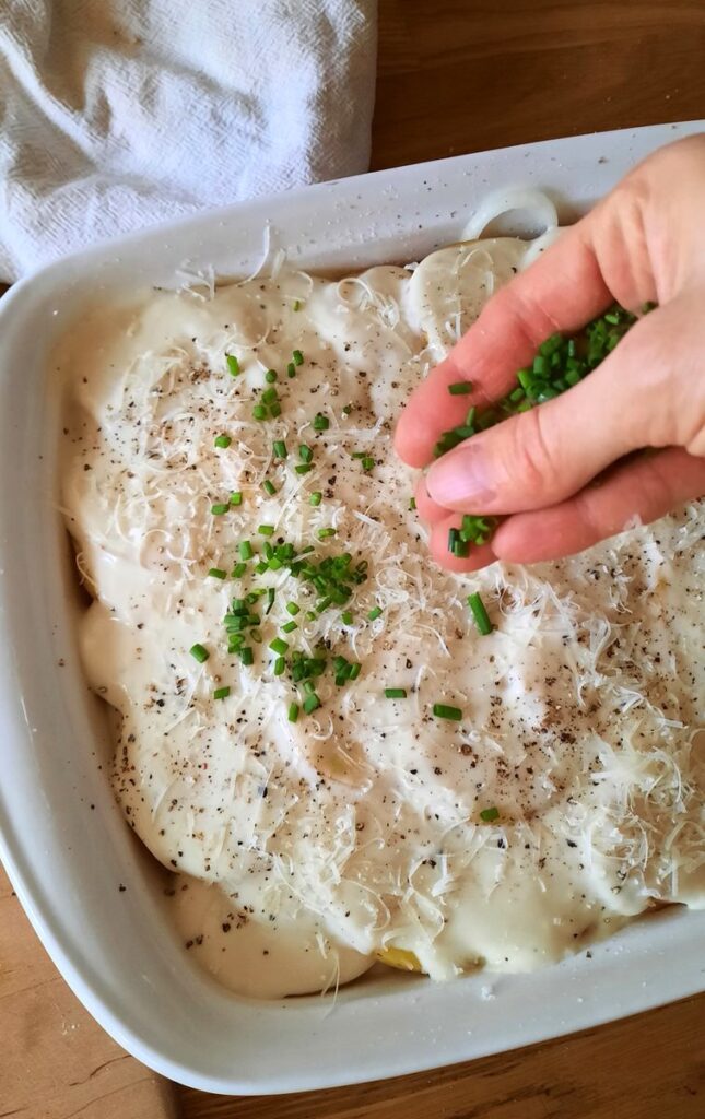 Scalloped Potatoes Recipe - alittlehintofthis.com